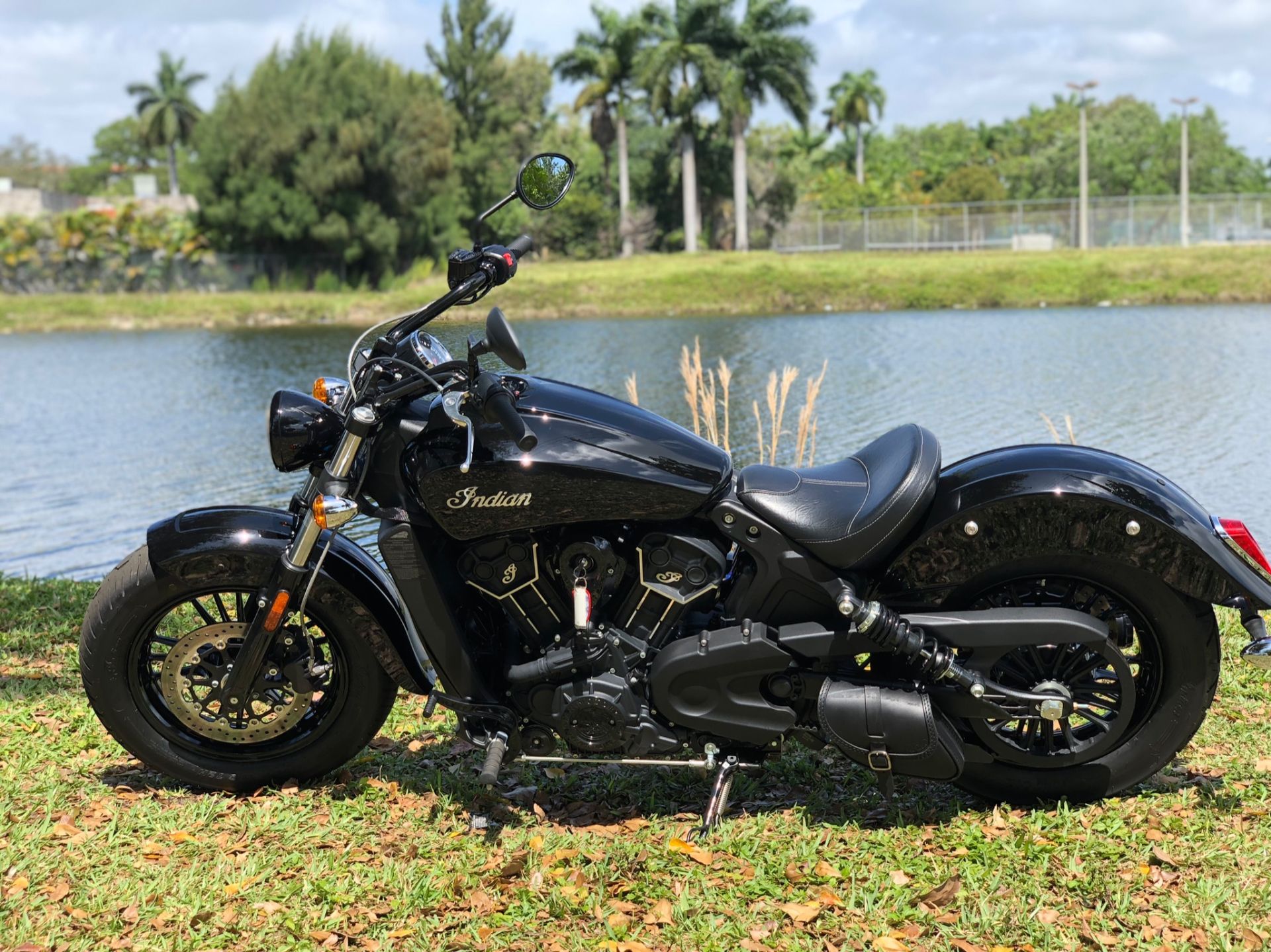 2021 Indian Scout® Sixty in North Miami Beach, Florida - Photo 18
