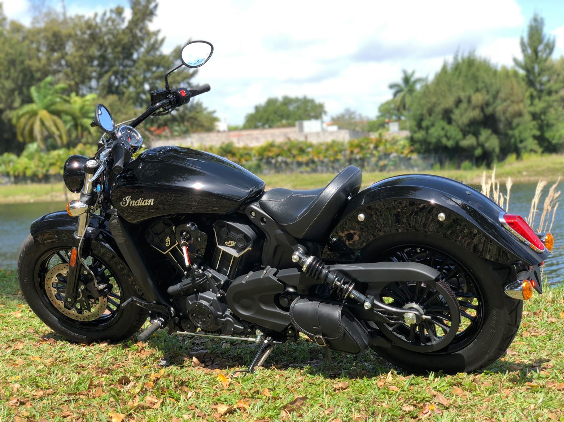 2021 Indian Scout® Sixty in North Miami Beach, Florida - Photo 19