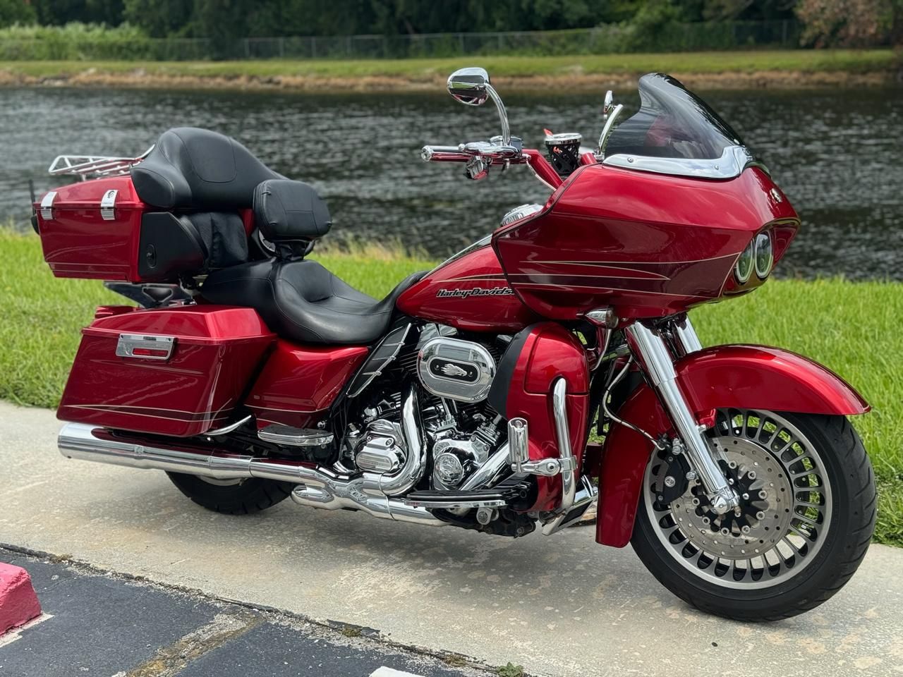 2013 Harley-Davidson Road Glide® Ultra in North Miami Beach, Florida - Photo 1