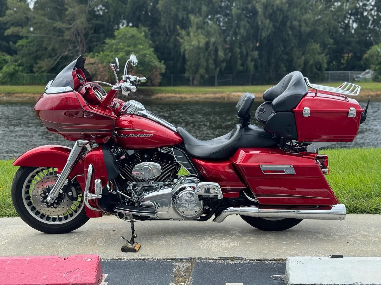 2013 Harley-Davidson Road Glide® Ultra in North Miami Beach, Florida - Photo 13