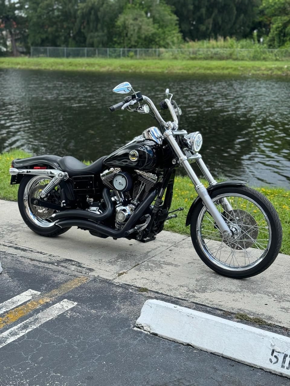 2007 Harley-Davidson Dyna® Wide Glide® in North Miami Beach, Florida - Photo 2