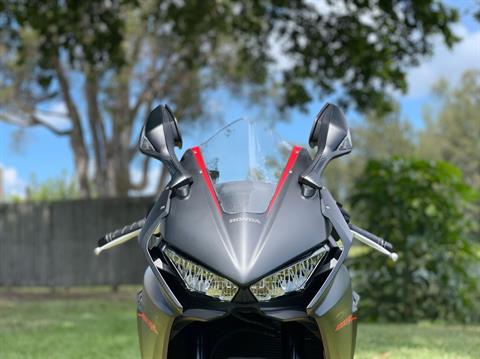 2017 Honda CBR1000RR ABS in North Miami Beach, Florida - Photo 9
