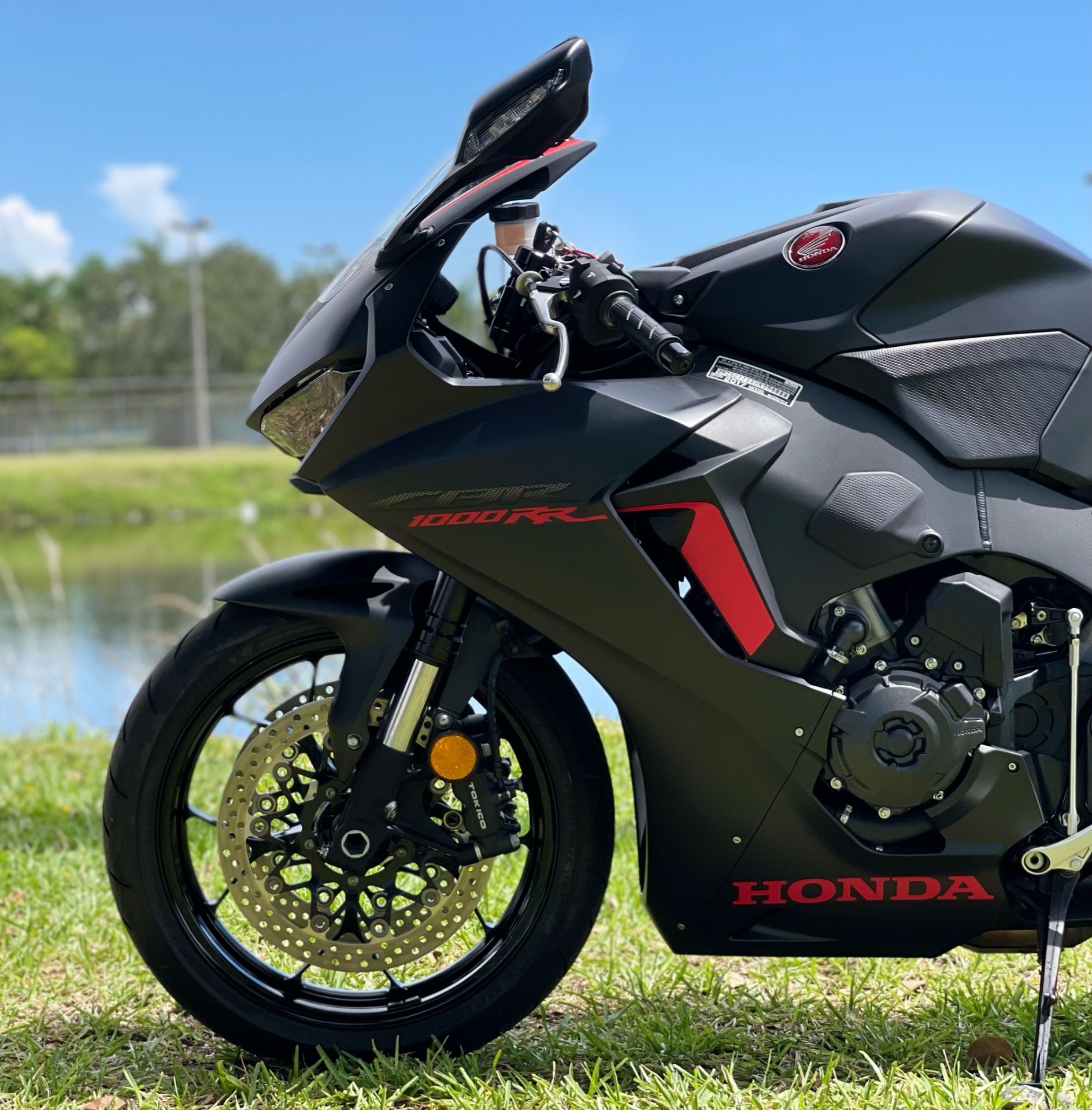 2017 Honda CBR1000RR ABS in North Miami Beach, Florida - Photo 21