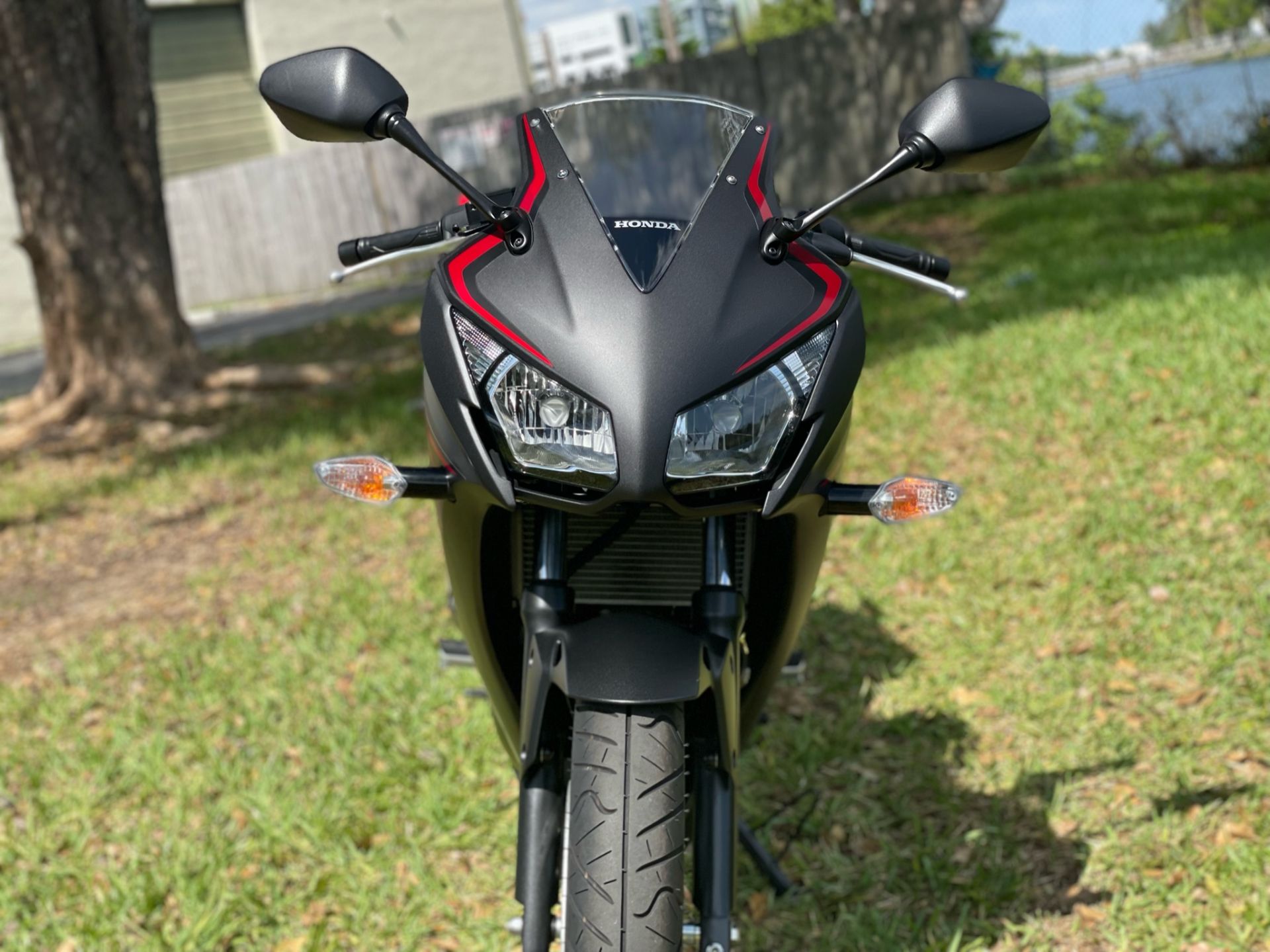2021 Honda CBR300R in North Miami Beach, Florida - Photo 6