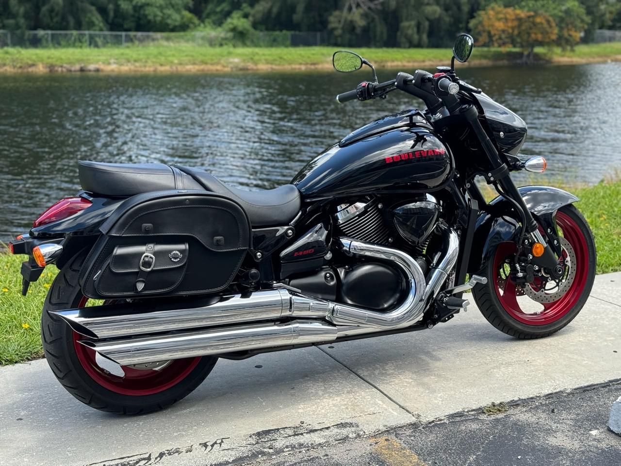 2019 Suzuki Boulevard M90 in North Miami Beach, Florida - Photo 4