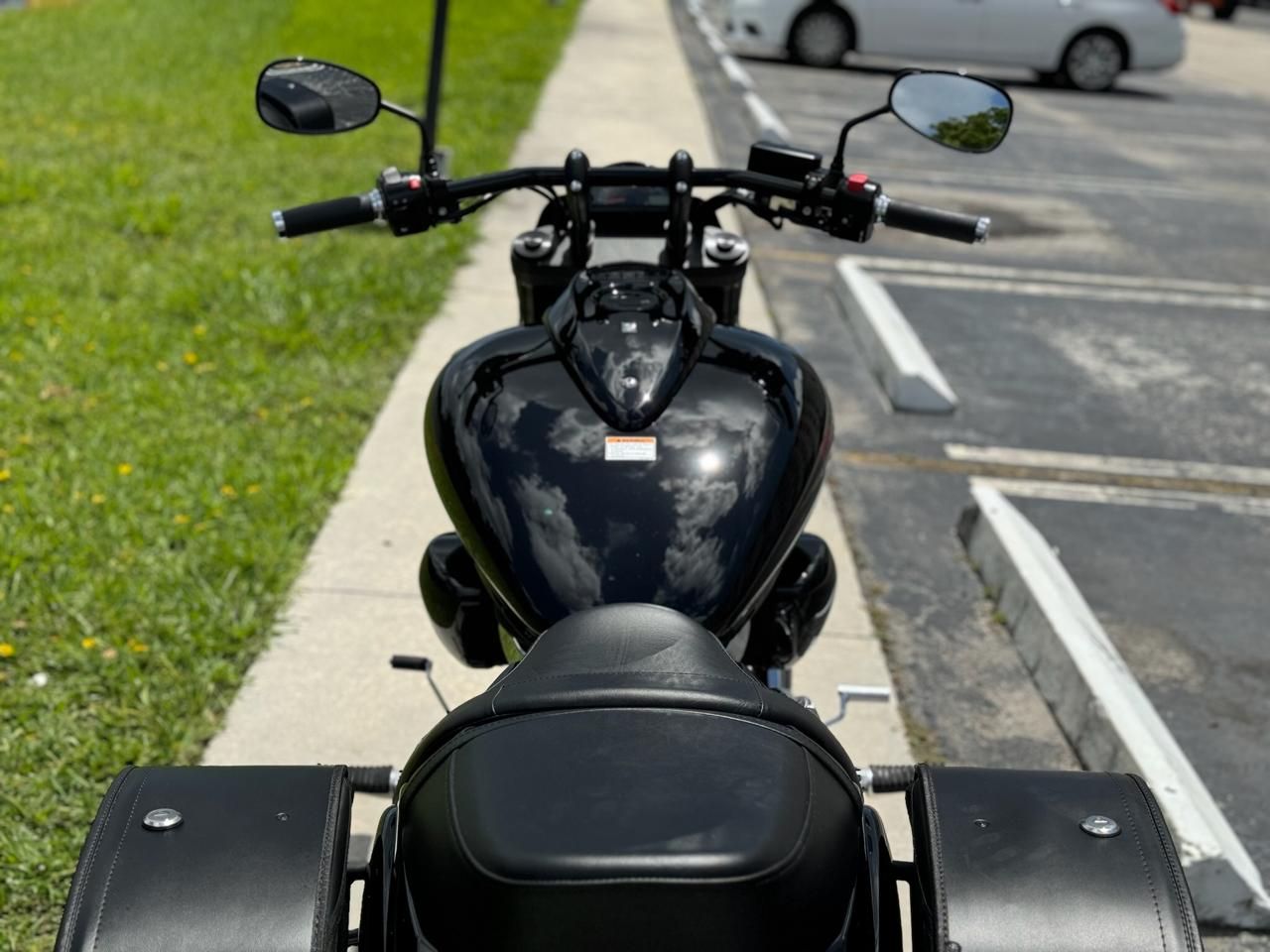 2019 Suzuki Boulevard M90 in North Miami Beach, Florida - Photo 10