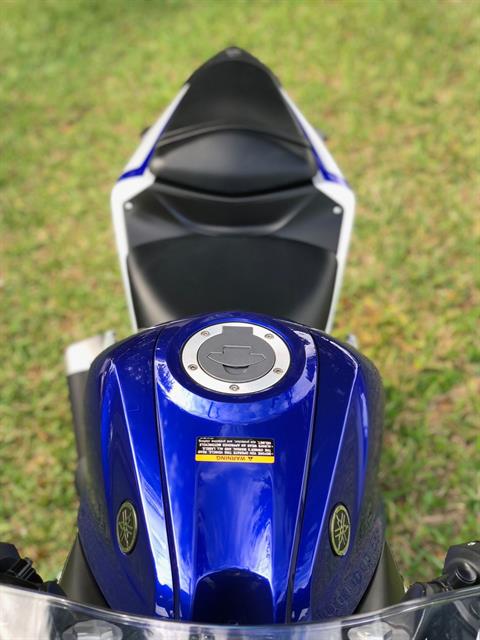 2017 Yamaha YZF-R3 in North Miami Beach, Florida - Photo 10