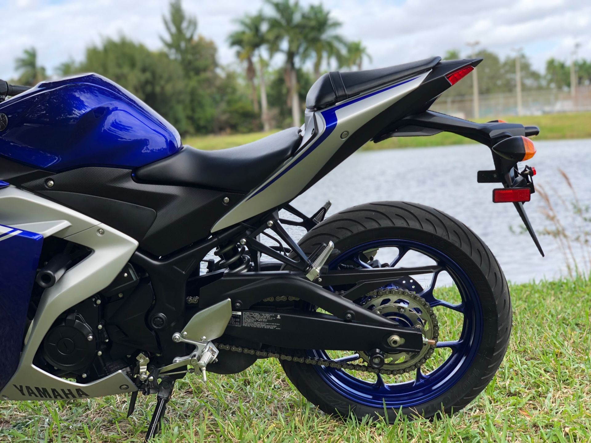 2017 Yamaha YZF-R3 in North Miami Beach, Florida - Photo 18