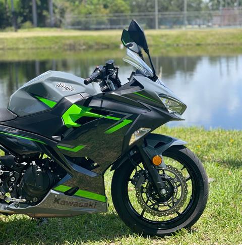 2019 Kawasaki Ninja 400 ABS in North Miami Beach, Florida - Photo 5