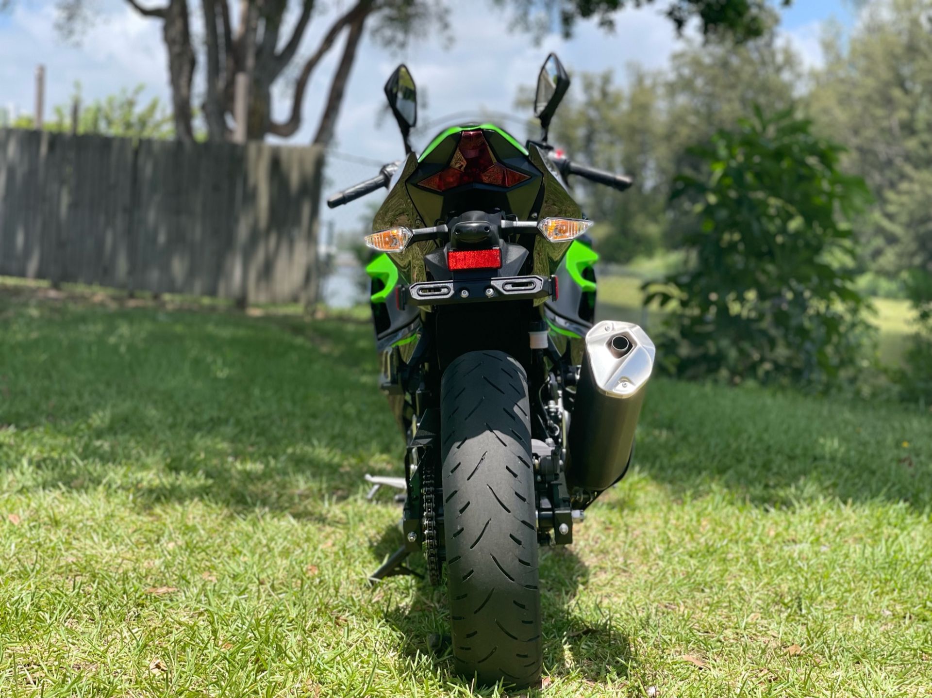 2019 Kawasaki Ninja 400 ABS in North Miami Beach, Florida - Photo 10
