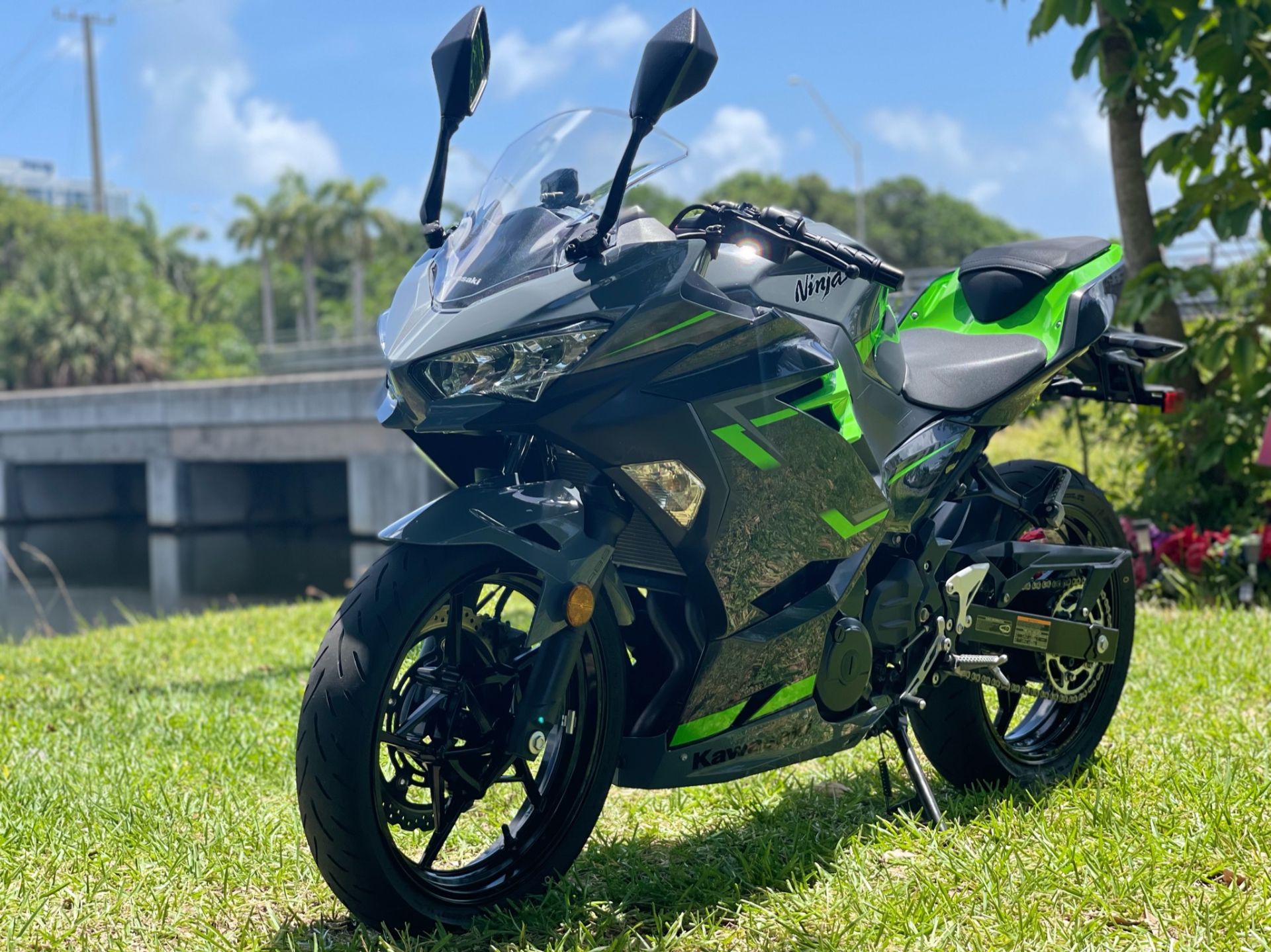 2019 Kawasaki Ninja 400 ABS in North Miami Beach, Florida - Photo 17