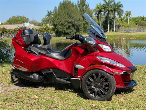 2016 Can-Am Spyder RT-S SE6 in North Miami Beach, Florida - Photo 1