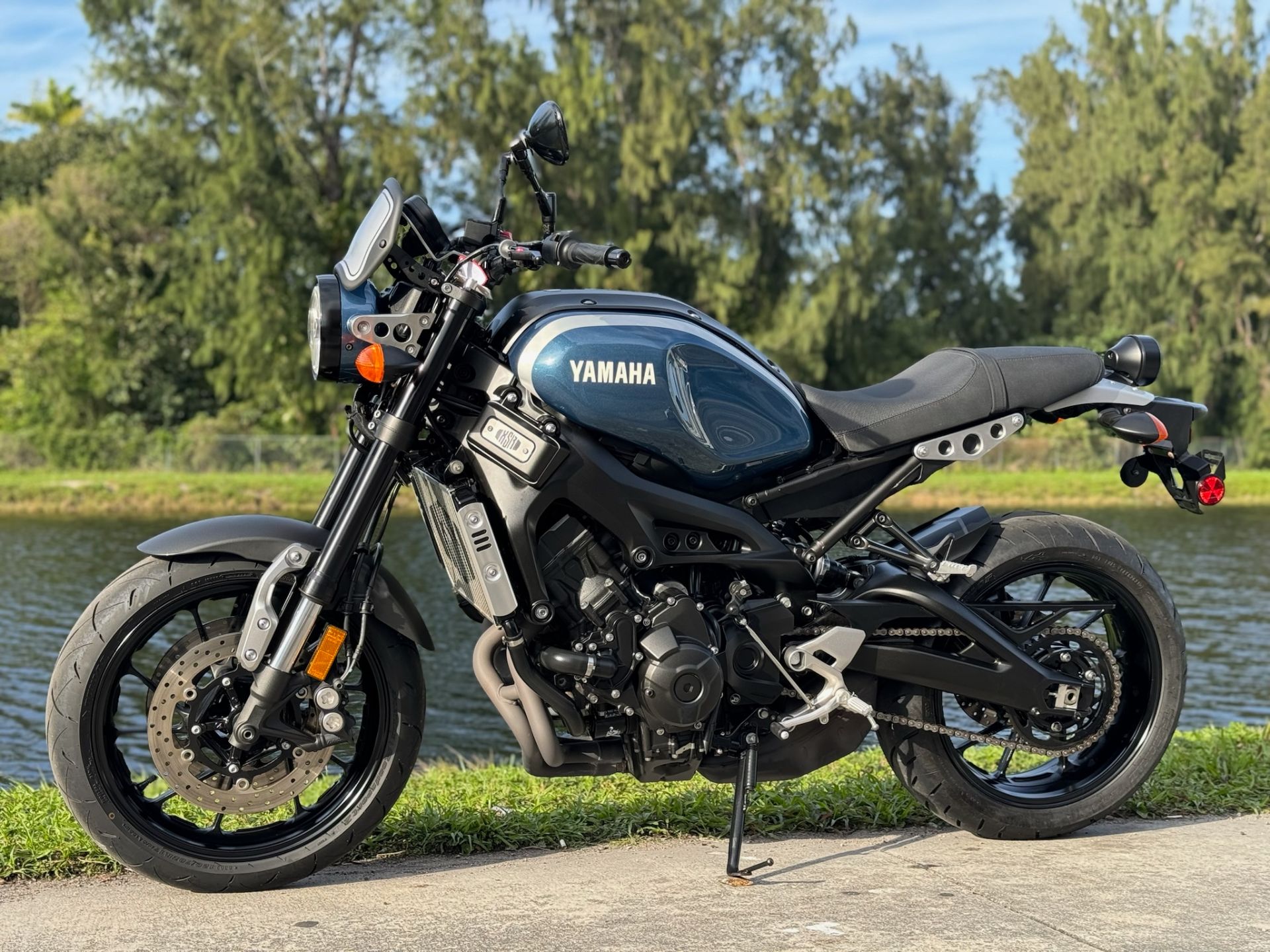 2017 Yamaha XSR900 in North Miami Beach, Florida - Photo 12