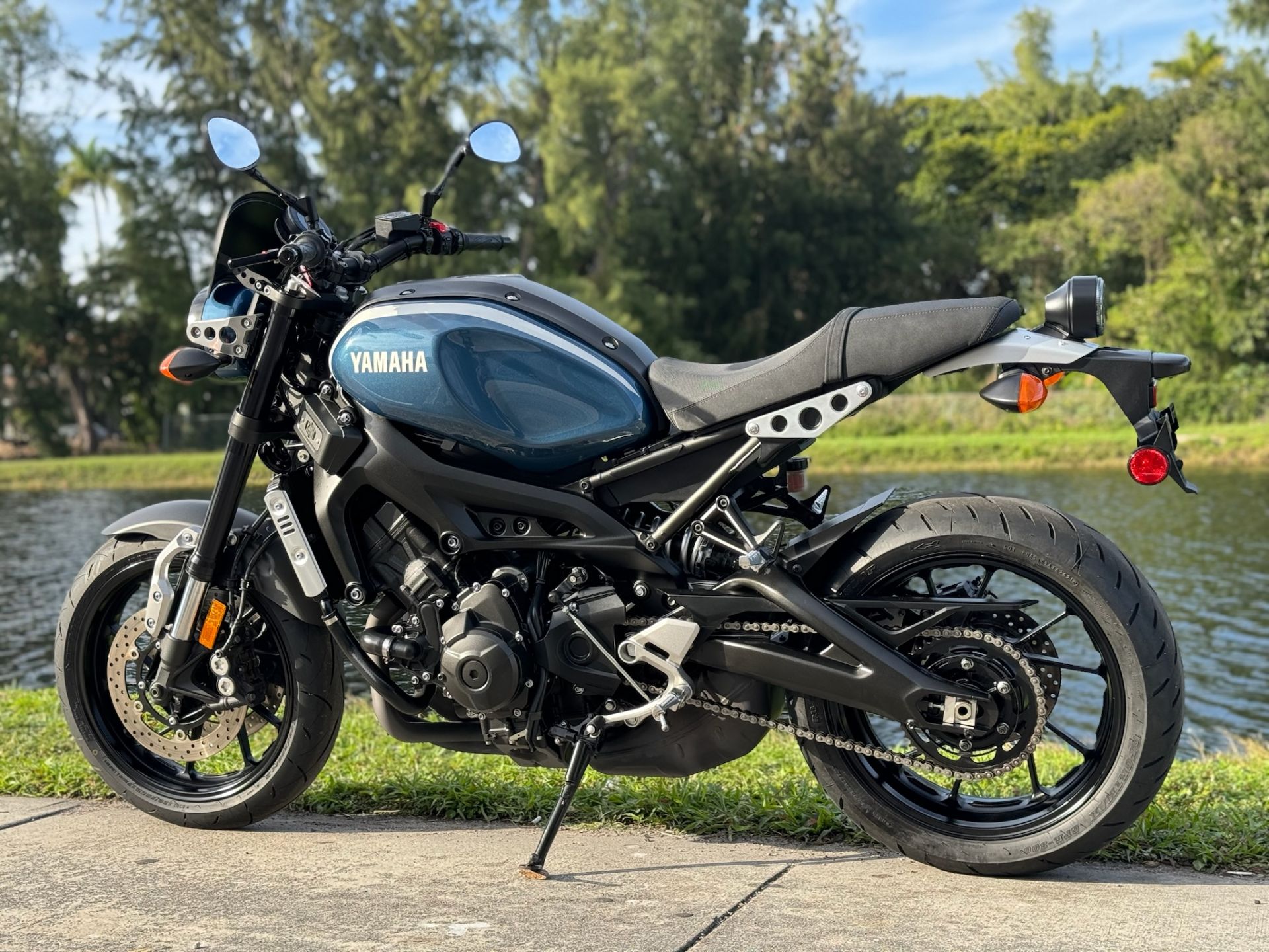 2017 Yamaha XSR900 in North Miami Beach, Florida - Photo 14