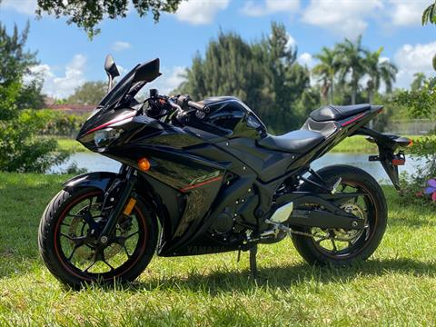 2018 Yamaha YZF-R3 ABS in North Miami Beach, Florida - Photo 13
