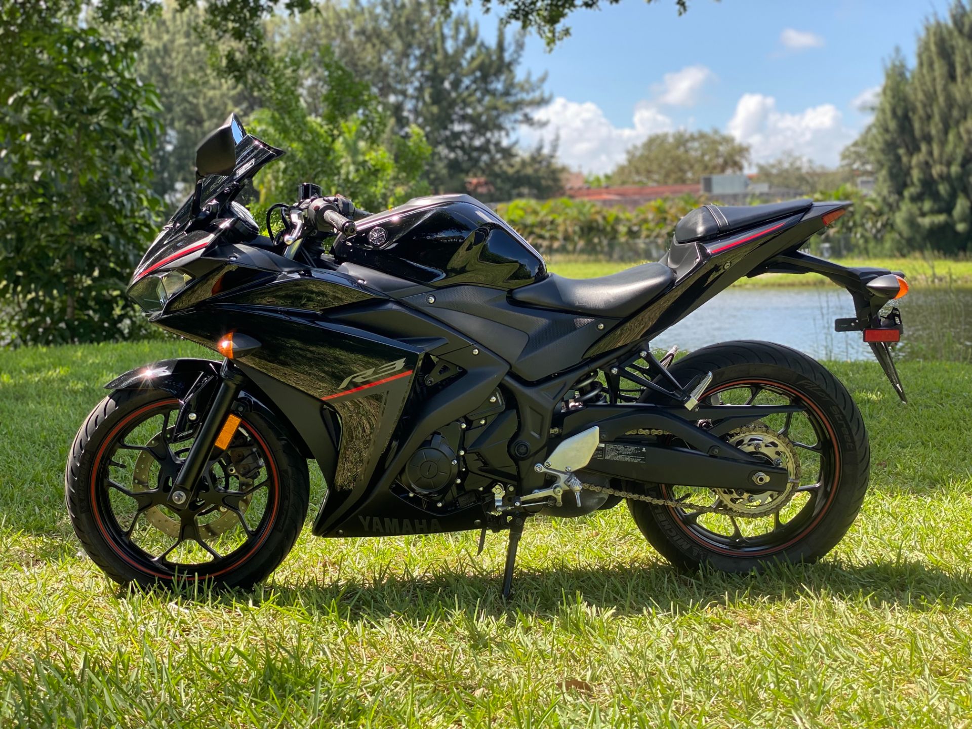 2018 Yamaha YZF-R3 ABS in North Miami Beach, Florida - Photo 14