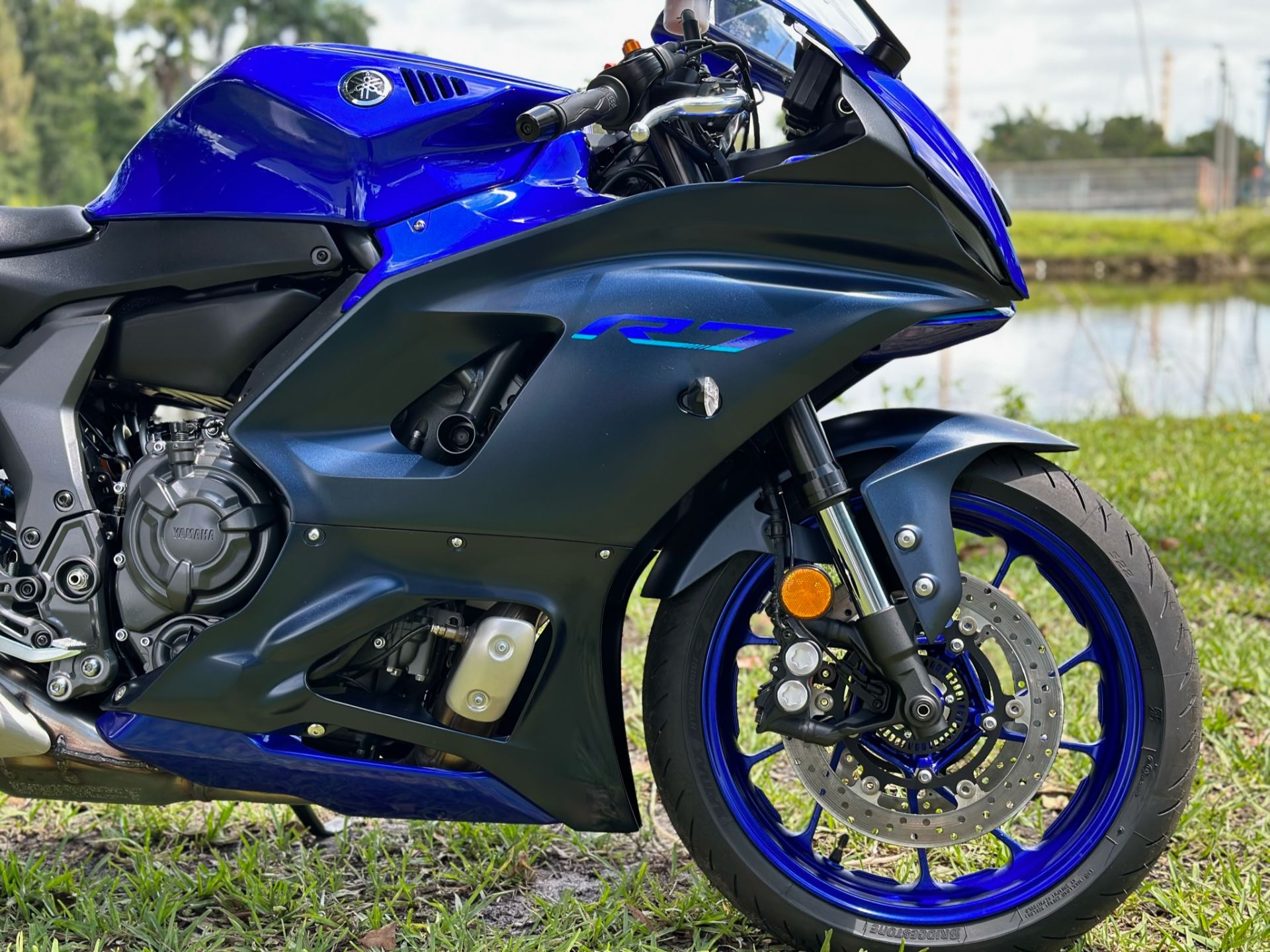 2022 Yamaha YZF-R7 in North Miami Beach, Florida - Photo 6