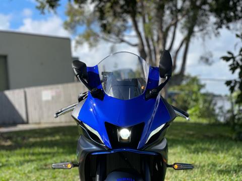 2022 Yamaha YZF-R7 in North Miami Beach, Florida - Photo 9