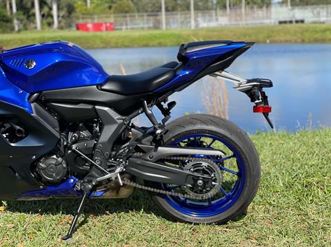 2022 Yamaha YZF-R7 in North Miami Beach, Florida - Photo 20