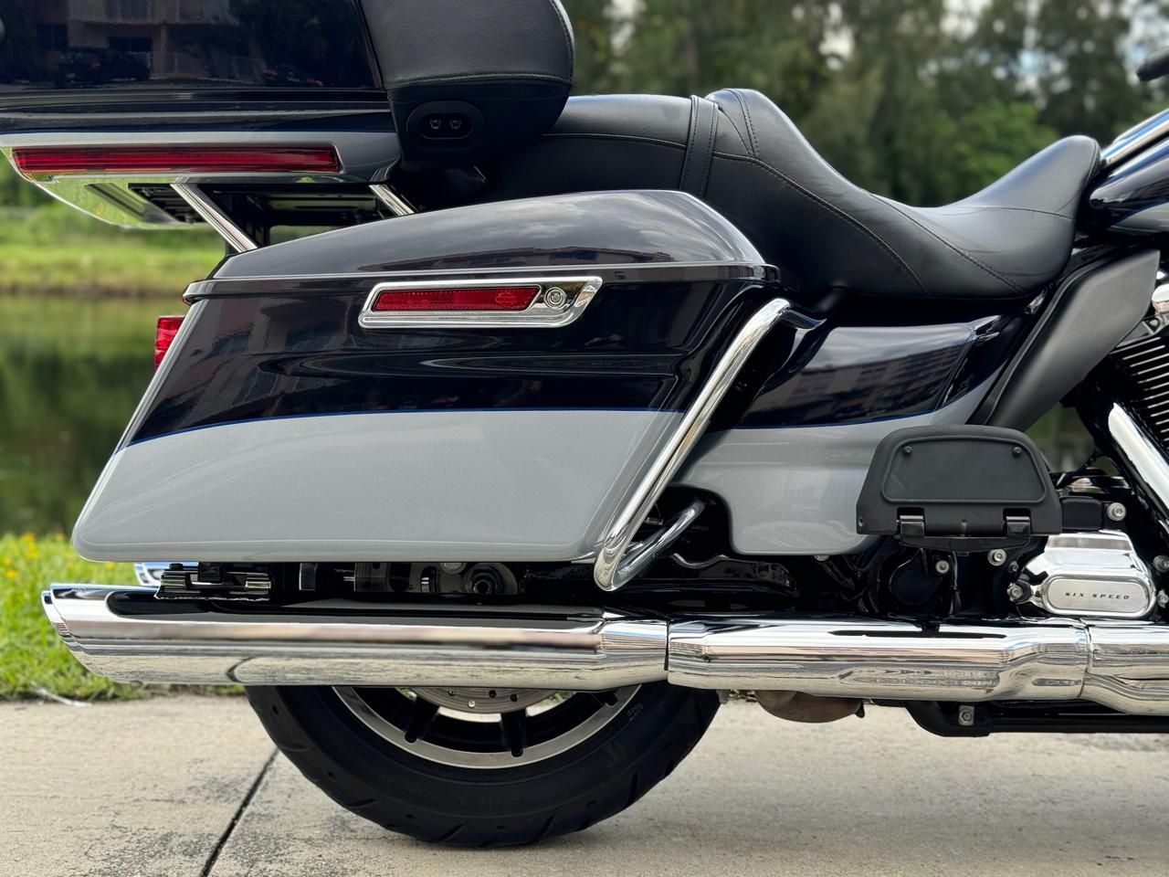 2019 Harley-Davidson Electra Glide® Ultra Classic® in North Miami Beach, Florida - Photo 5