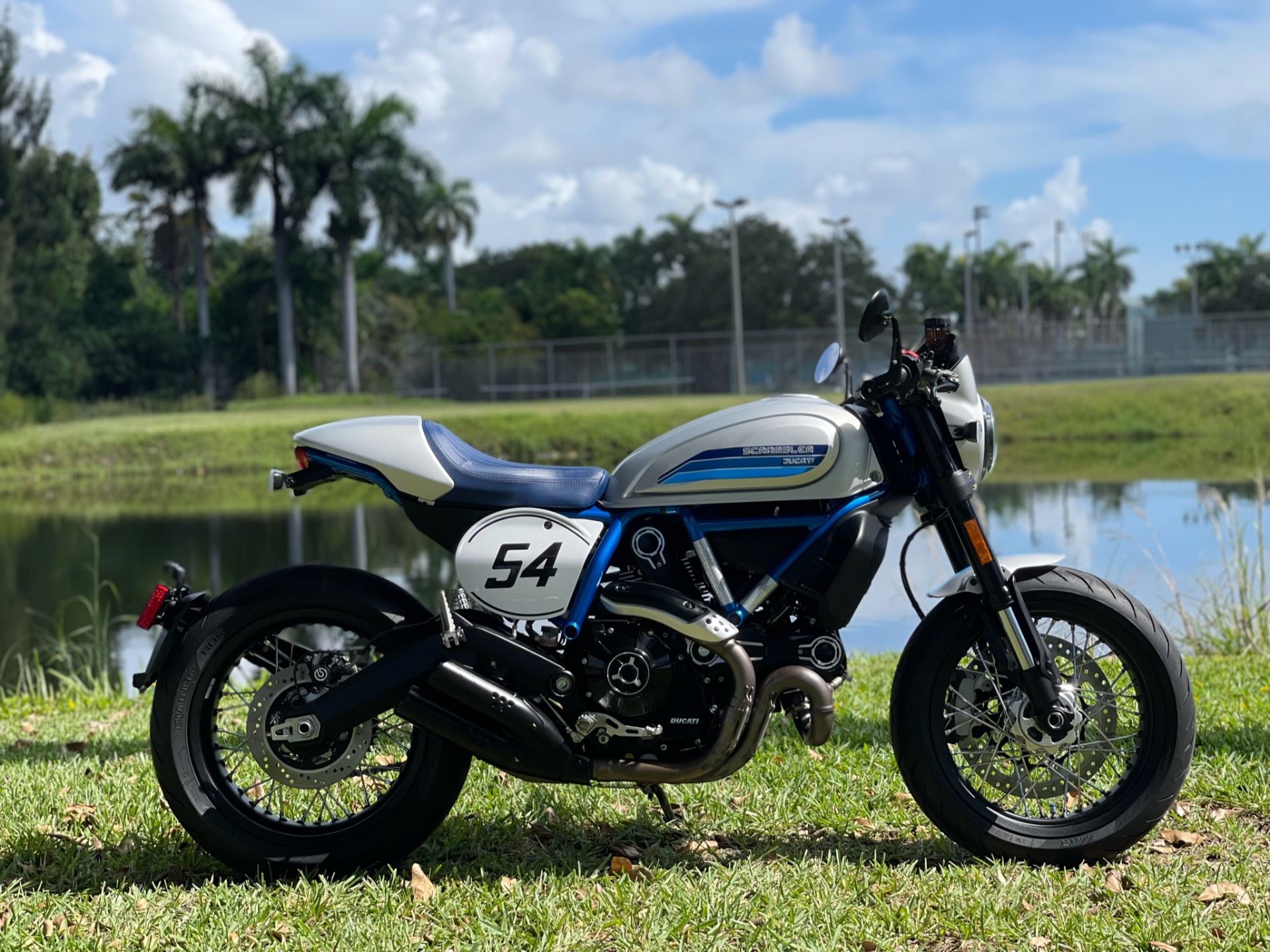 2020 Ducati Scrambler Cafe Racer in North Miami Beach, Florida - Photo 3