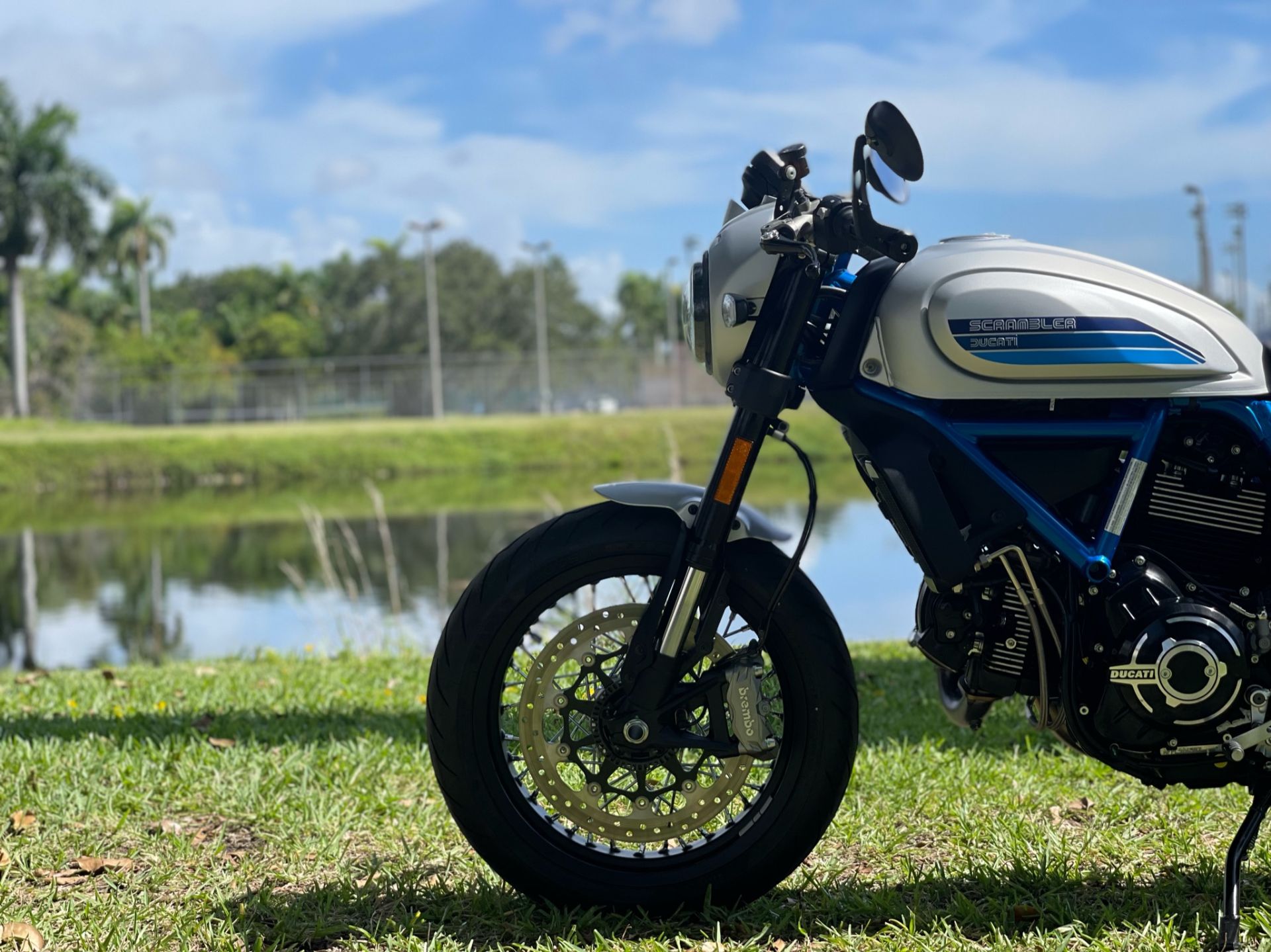 2020 Ducati Scrambler Cafe Racer in North Miami Beach, Florida - Photo 17