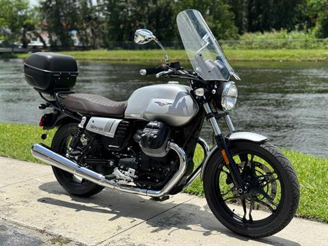 2019 Moto Guzzi V7 III Special in North Miami Beach, Florida - Photo 1