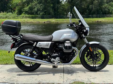 2019 Moto Guzzi V7 III Special in North Miami Beach, Florida - Photo 3