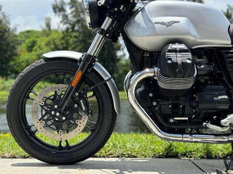 2019 Moto Guzzi V7 III Special in North Miami Beach, Florida - Photo 15