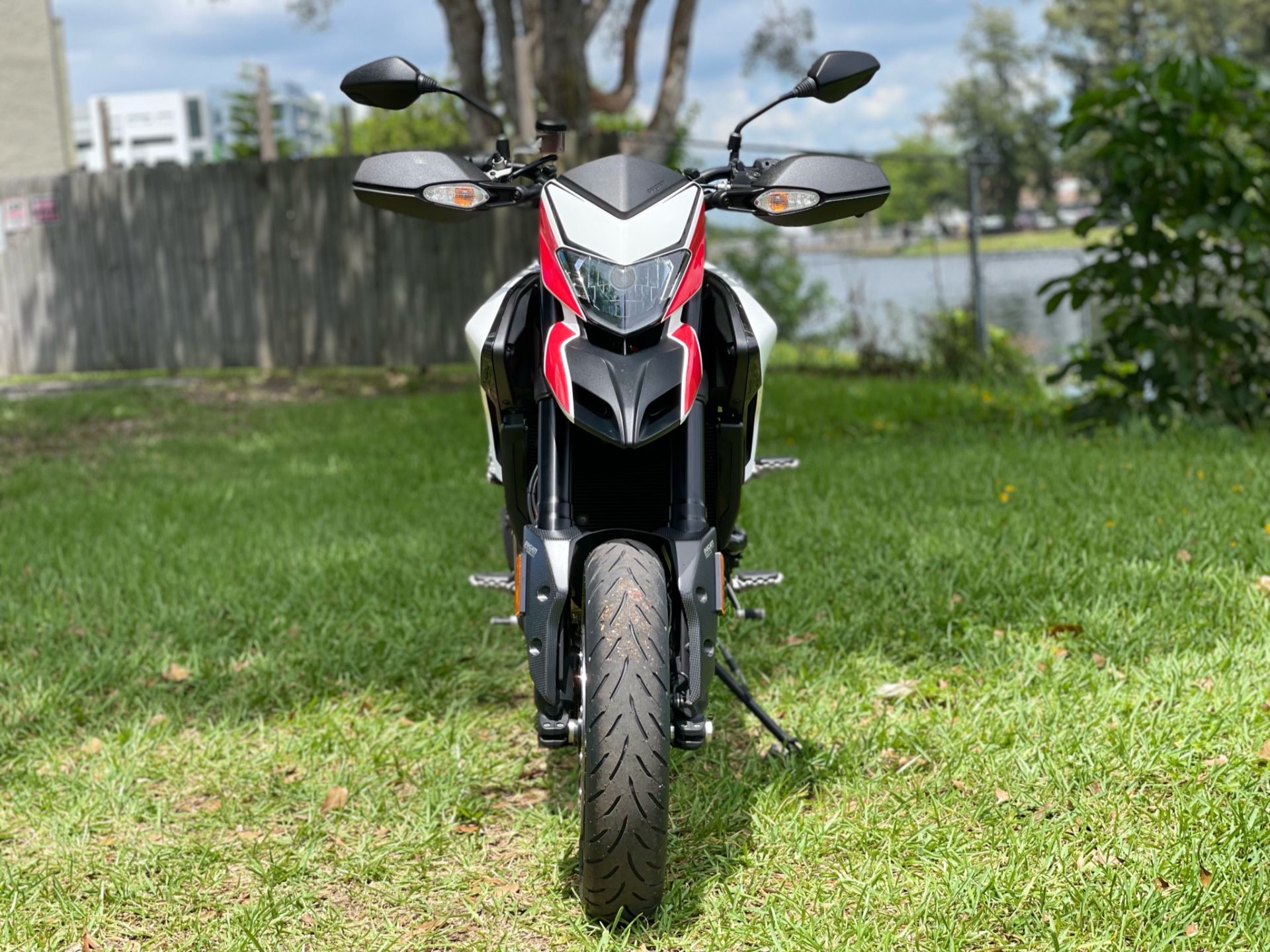 2014 Ducati Hypermotard SP in North Miami Beach, Florida - Photo 7