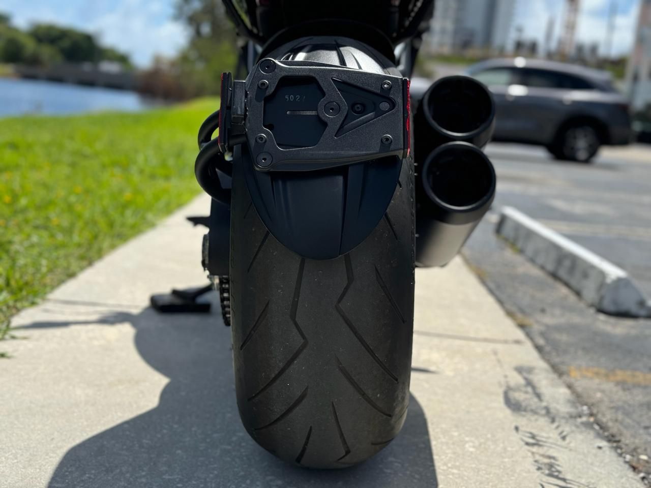 2013 Ducati Diavel Dark in North Miami Beach, Florida - Photo 10