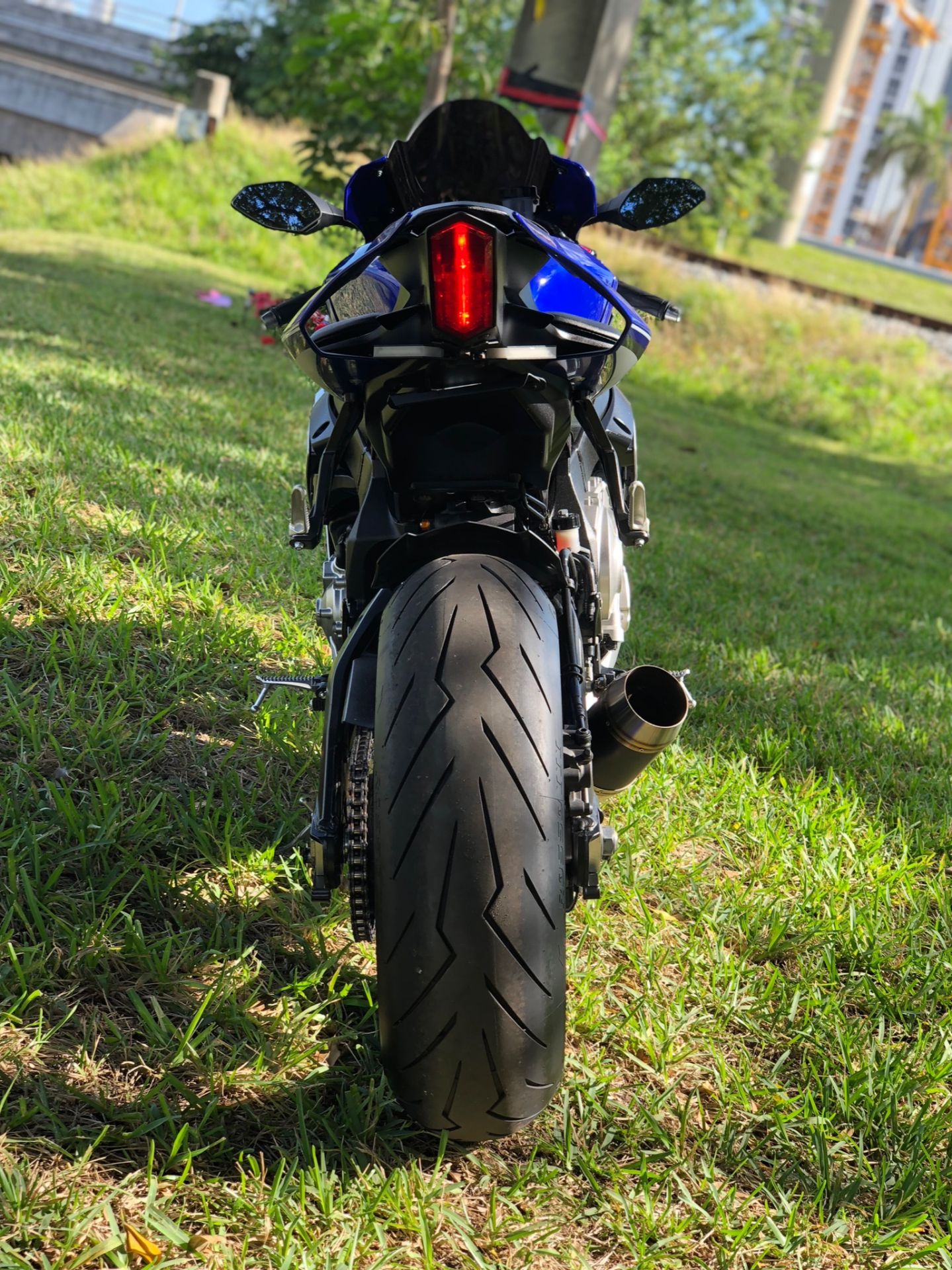 2015 Yamaha YZF-R1 in North Miami Beach, Florida - Photo 11