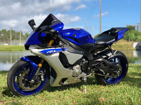 2015 Yamaha YZF-R1 in North Miami Beach, Florida - Photo 22