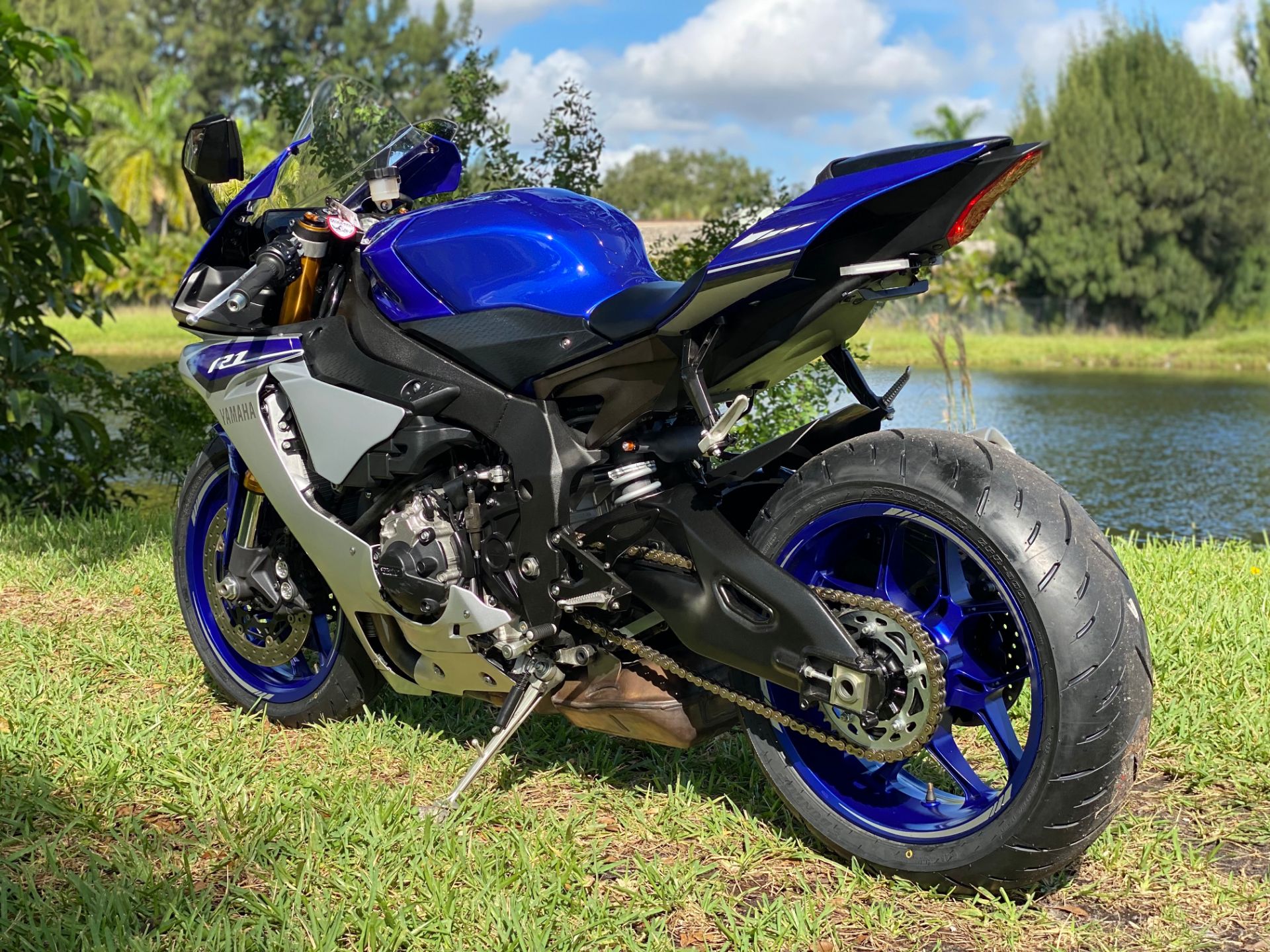 2015 Yamaha YZF-R1 in North Miami Beach, Florida - Photo 20