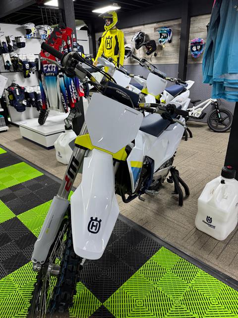 2025 Husqvarna TC 125 in Newfield, New Jersey - Photo 9