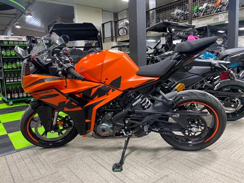 2022 KTM RC 390 in Newfield, New Jersey - Photo 2