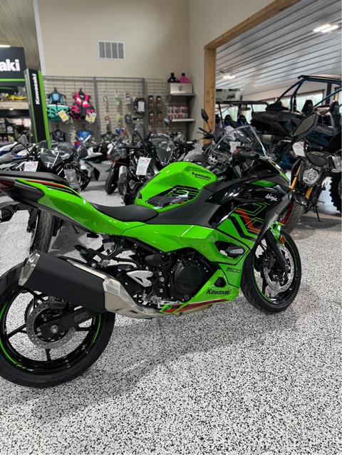 2024 Kawasaki Ninja 500 KRT Edition SE ABS in Newfield, New Jersey - Photo 5