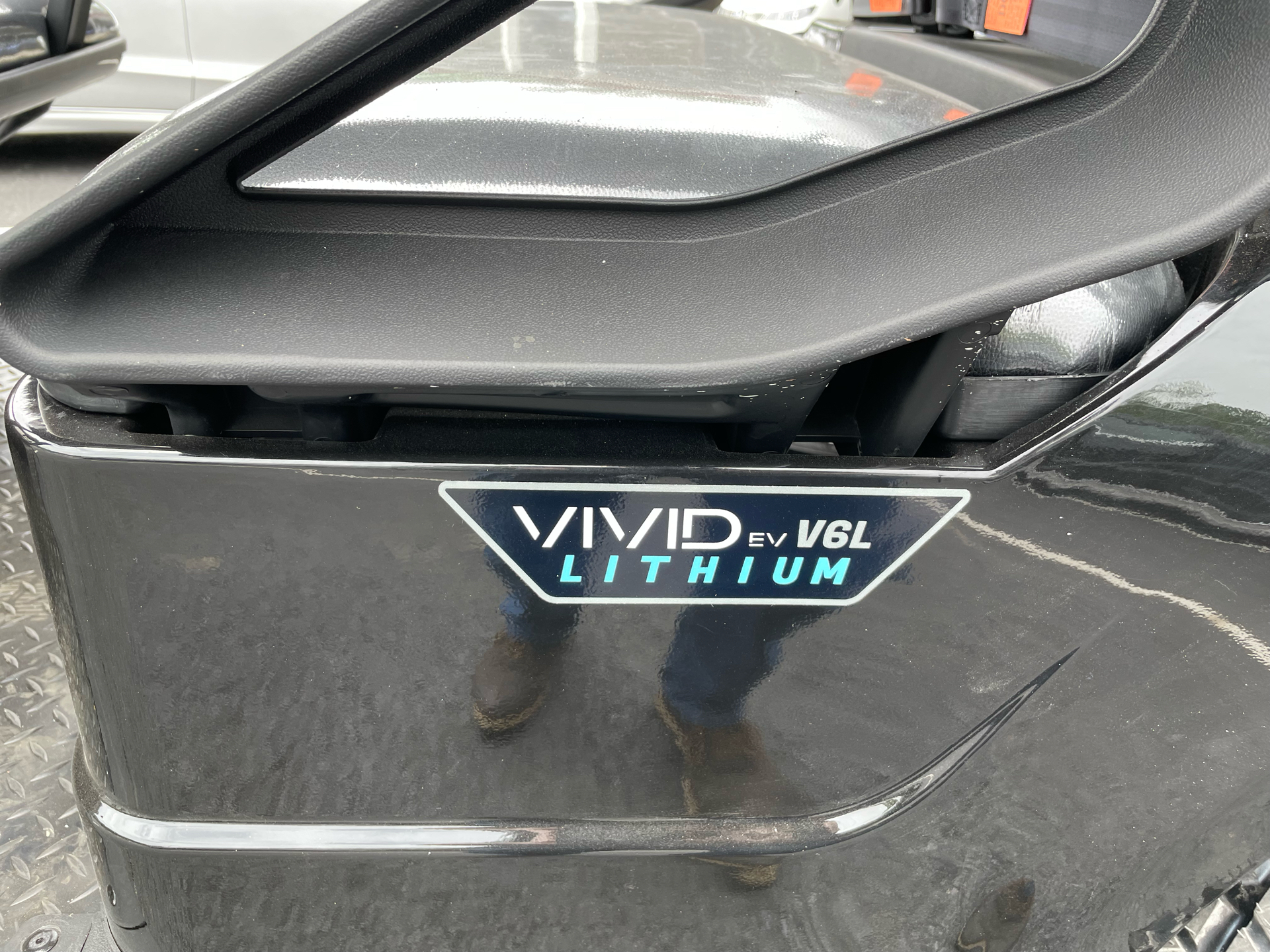 2022 Vivid EV V6L in Newfield, New Jersey - Photo 2
