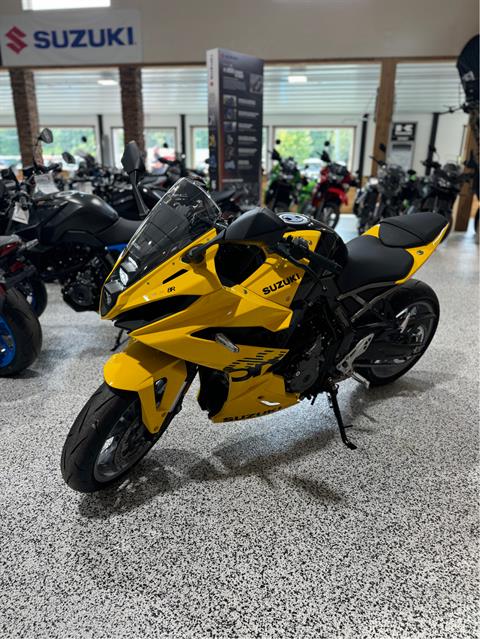 2024 Suzuki GSX-8R in Newfield, New Jersey - Photo 3