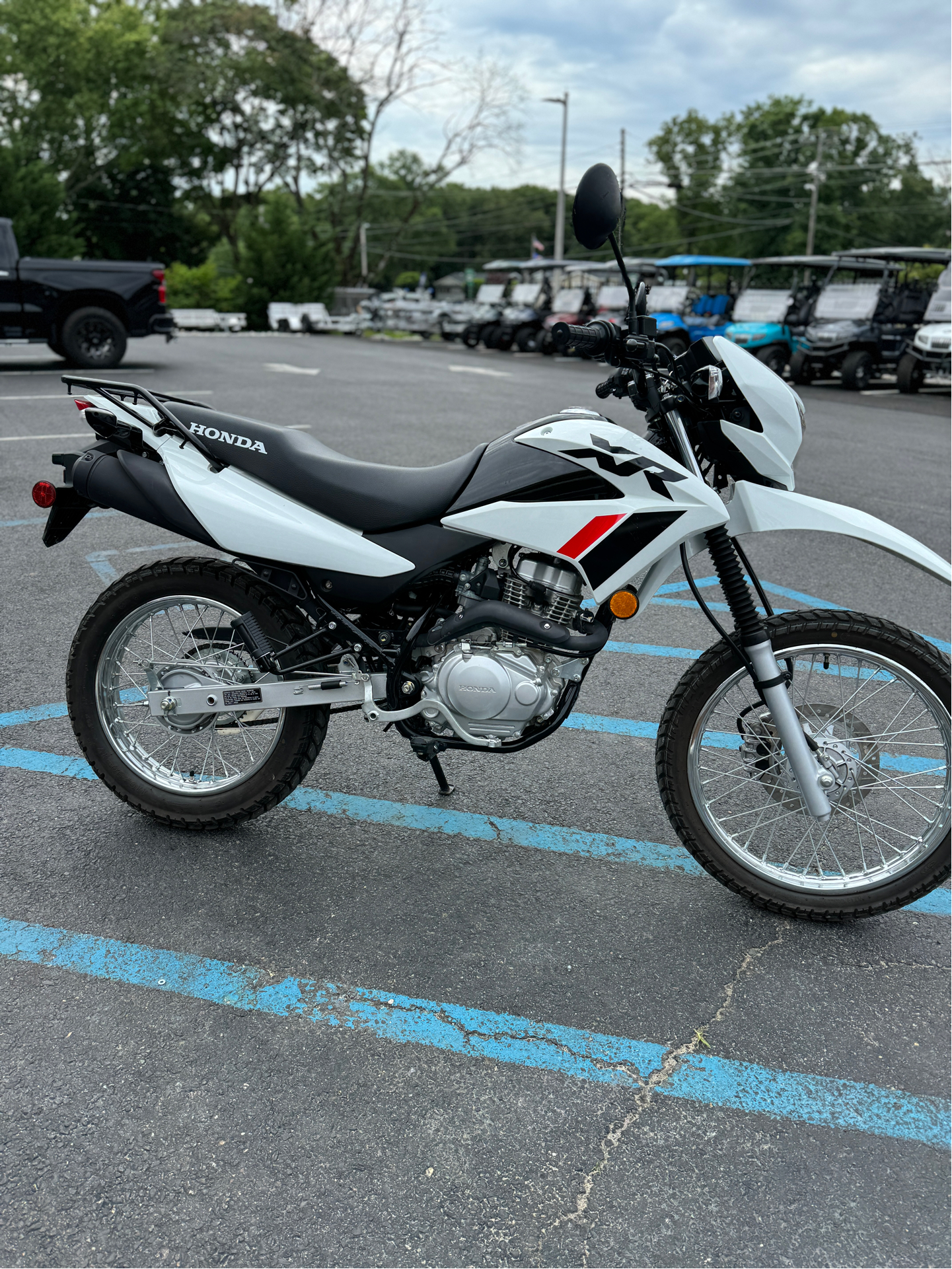 2023 Honda XR150L in Newfield, New Jersey - Photo 5