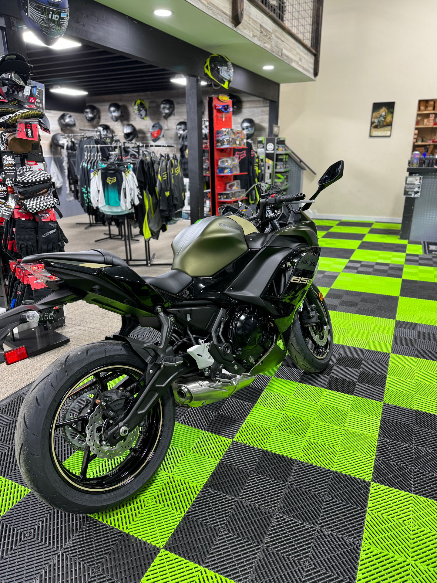 2024 Kawasaki Ninja 650 ABS in Newfield, New Jersey - Photo 5