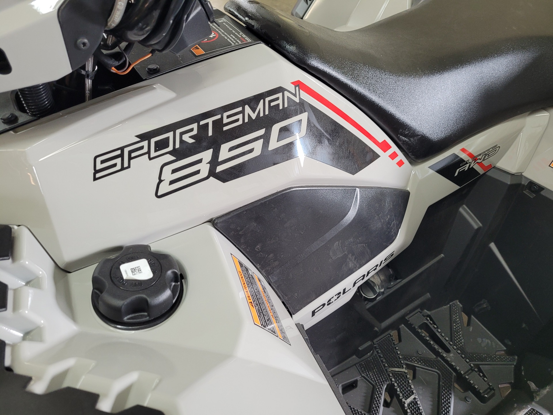 2023 Polaris Sportsman 850 Premium in Hankinson, North Dakota - Photo 4