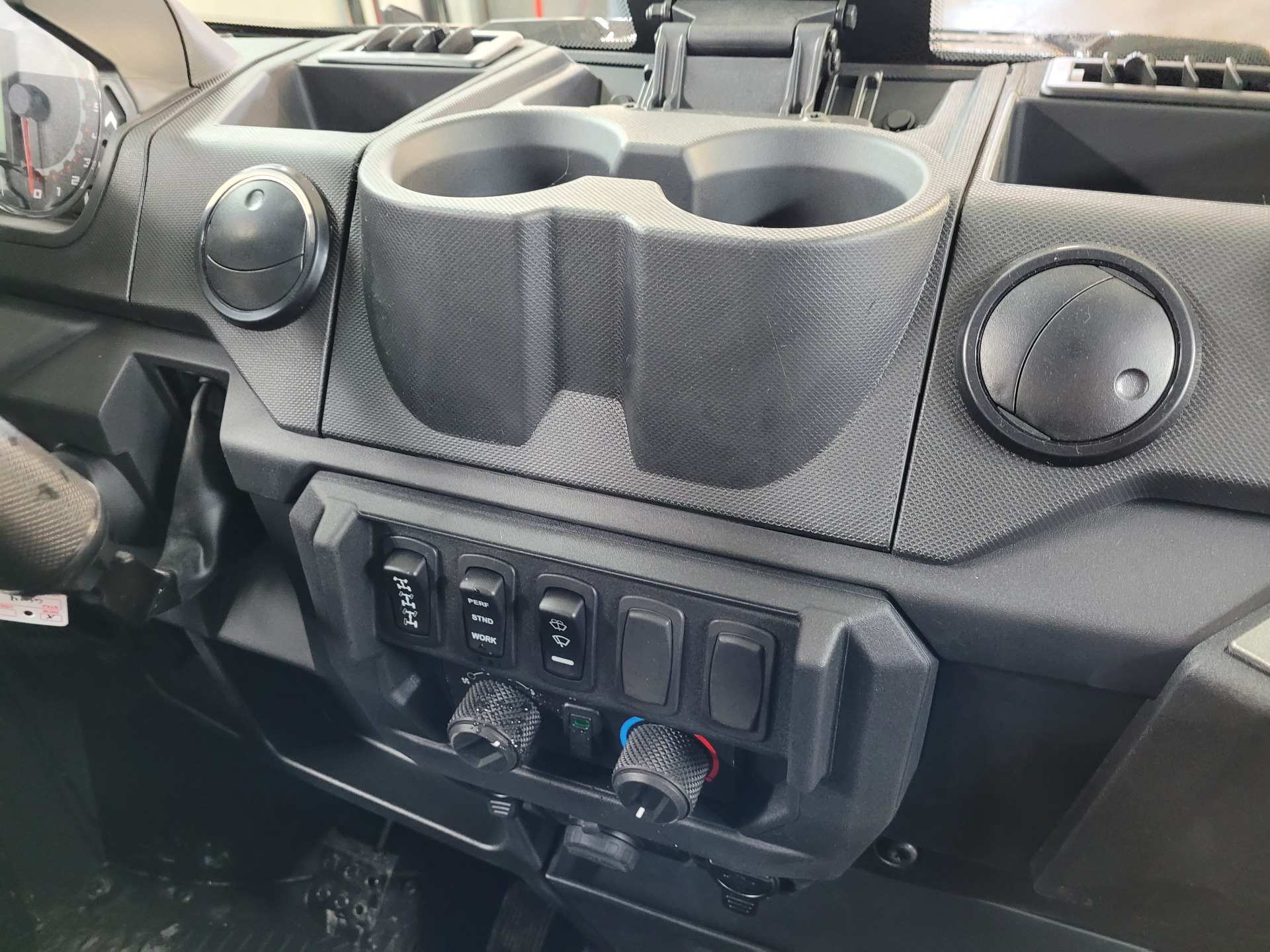 2025 Polaris Ranger Crew XP 1000 NorthStar Edition Premium with Fixed Windshield in Hankinson, North Dakota - Photo 5