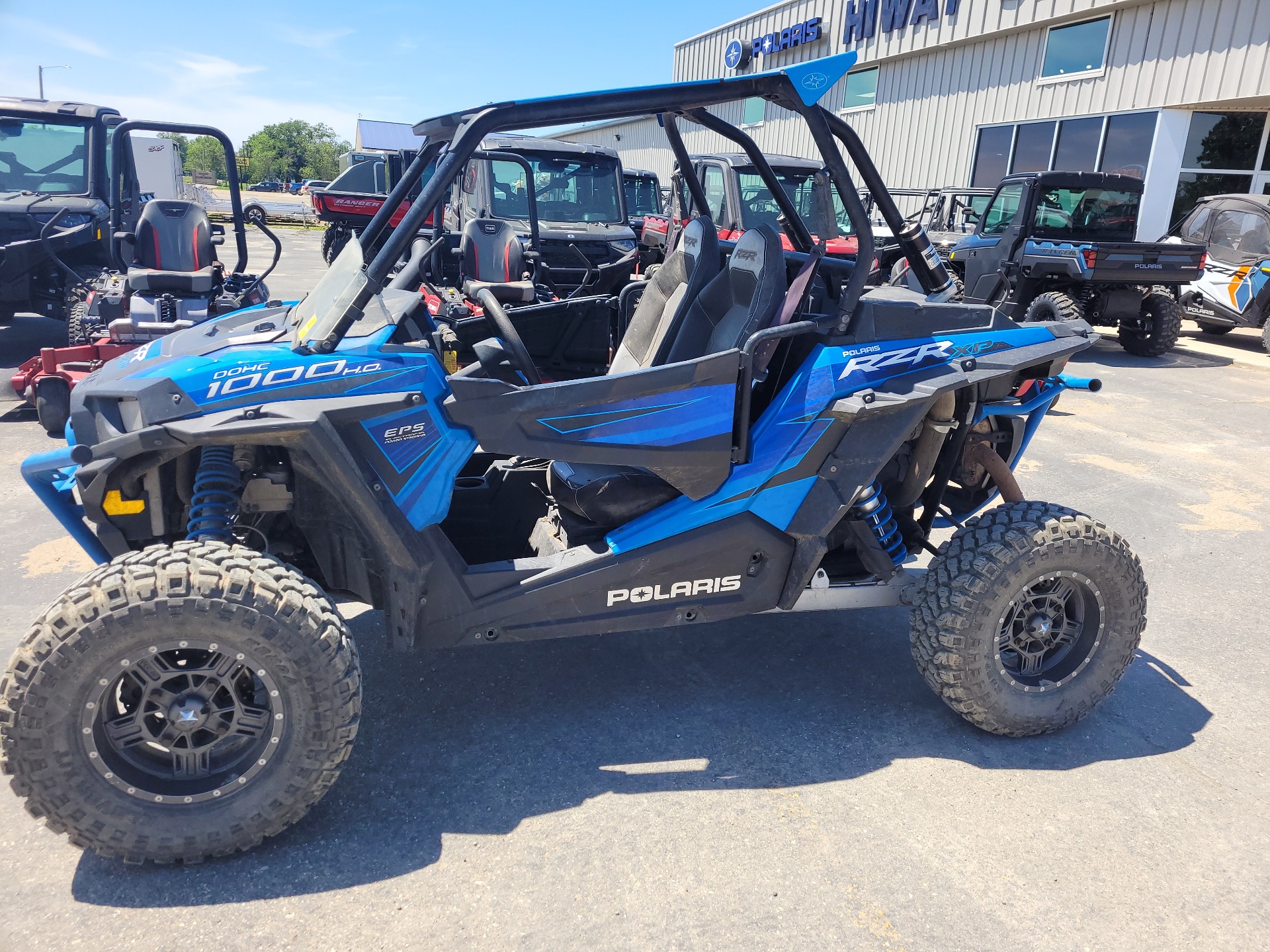 2015 Polaris RZR® XP 1000 EPS in Hankinson, North Dakota - Photo 2