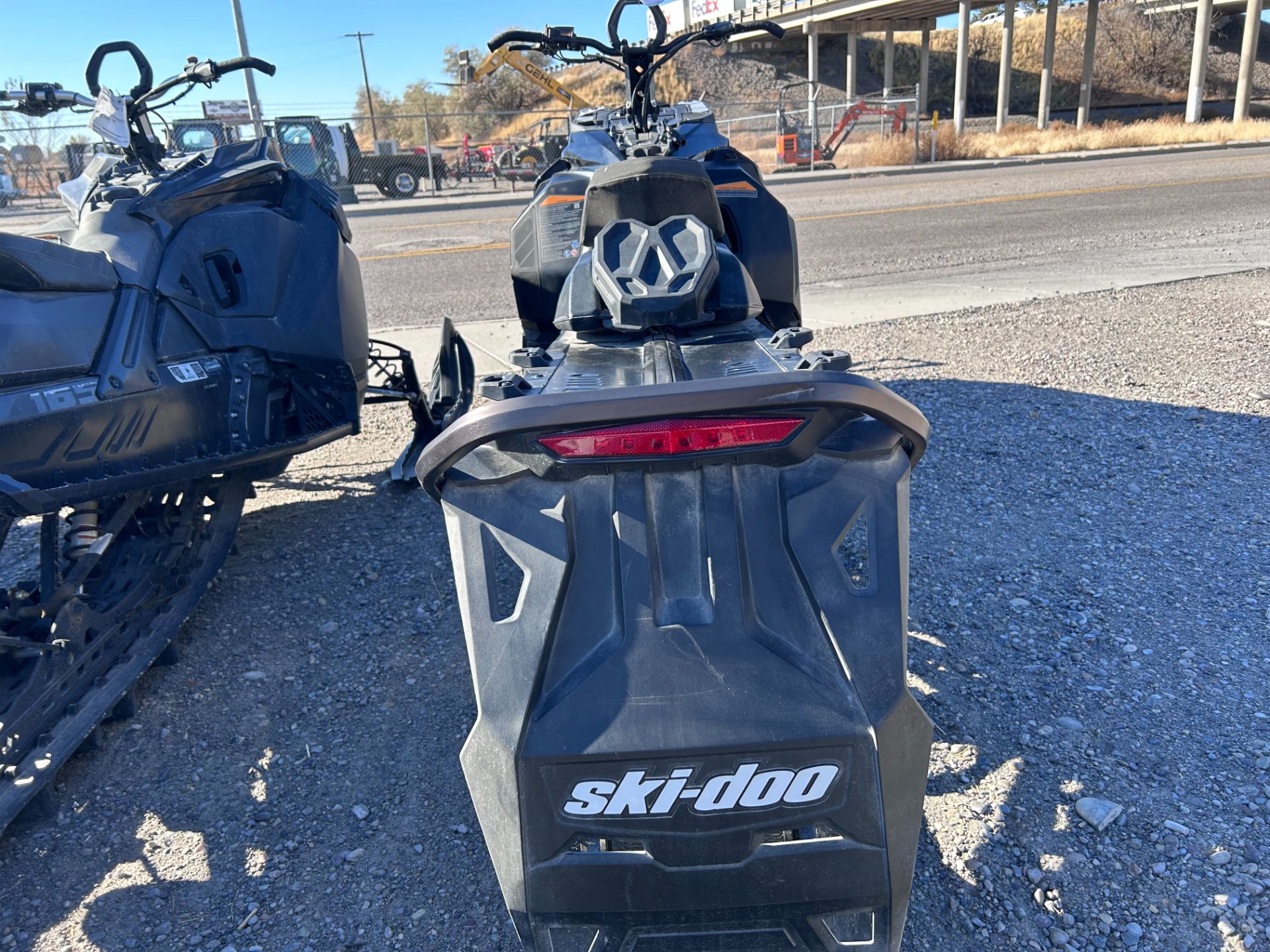 2024 Ski-Doo Summit Adrenaline 154 850 E-TEC SHOT PowderMax Light 2.5 w/ FlexEdge in Blackfoot, Idaho - Photo 7