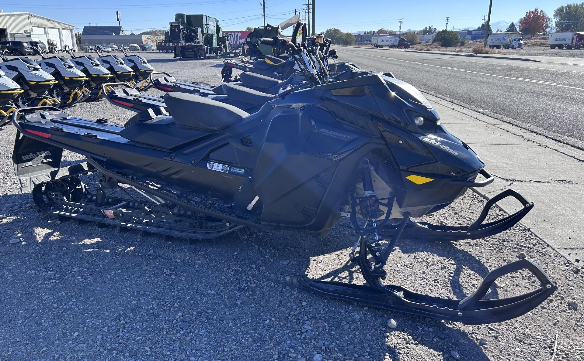 2024 Ski-Doo Summit Adrenaline 154 850 E-TEC SHOT PowderMax Light 2.5 w/ FlexEdge in Blackfoot, Idaho - Photo 1