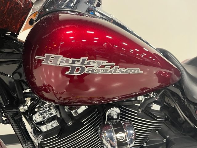 2017 Harley-Davidson Street Glide® Special in Brilliant, Ohio - Photo 5