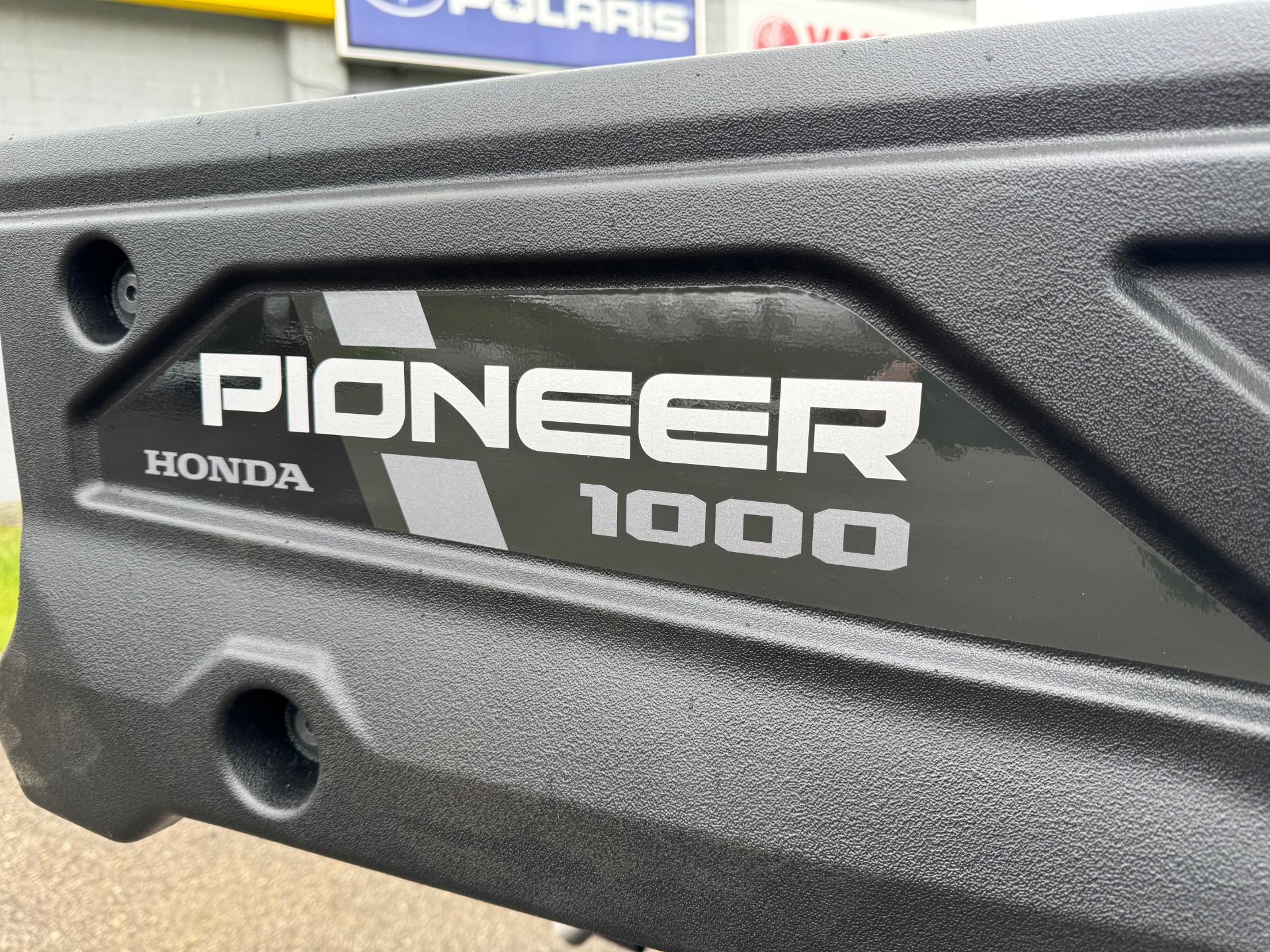 2024 Honda Pioneer 1000 in Brilliant, Ohio - Photo 13