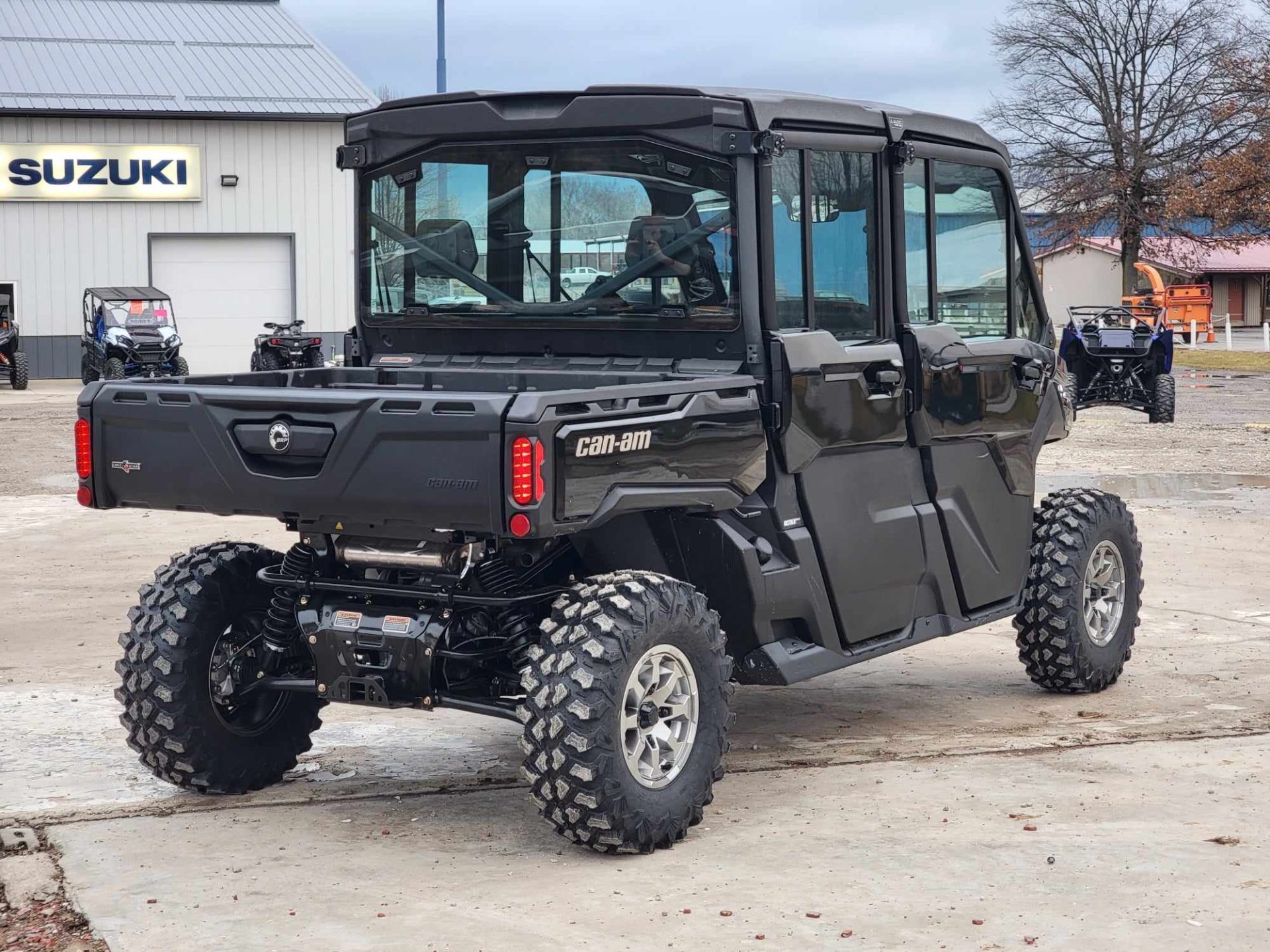 2024 Can-Am Defender MAX Lone Star CAB in Brilliant, Ohio - Photo 3