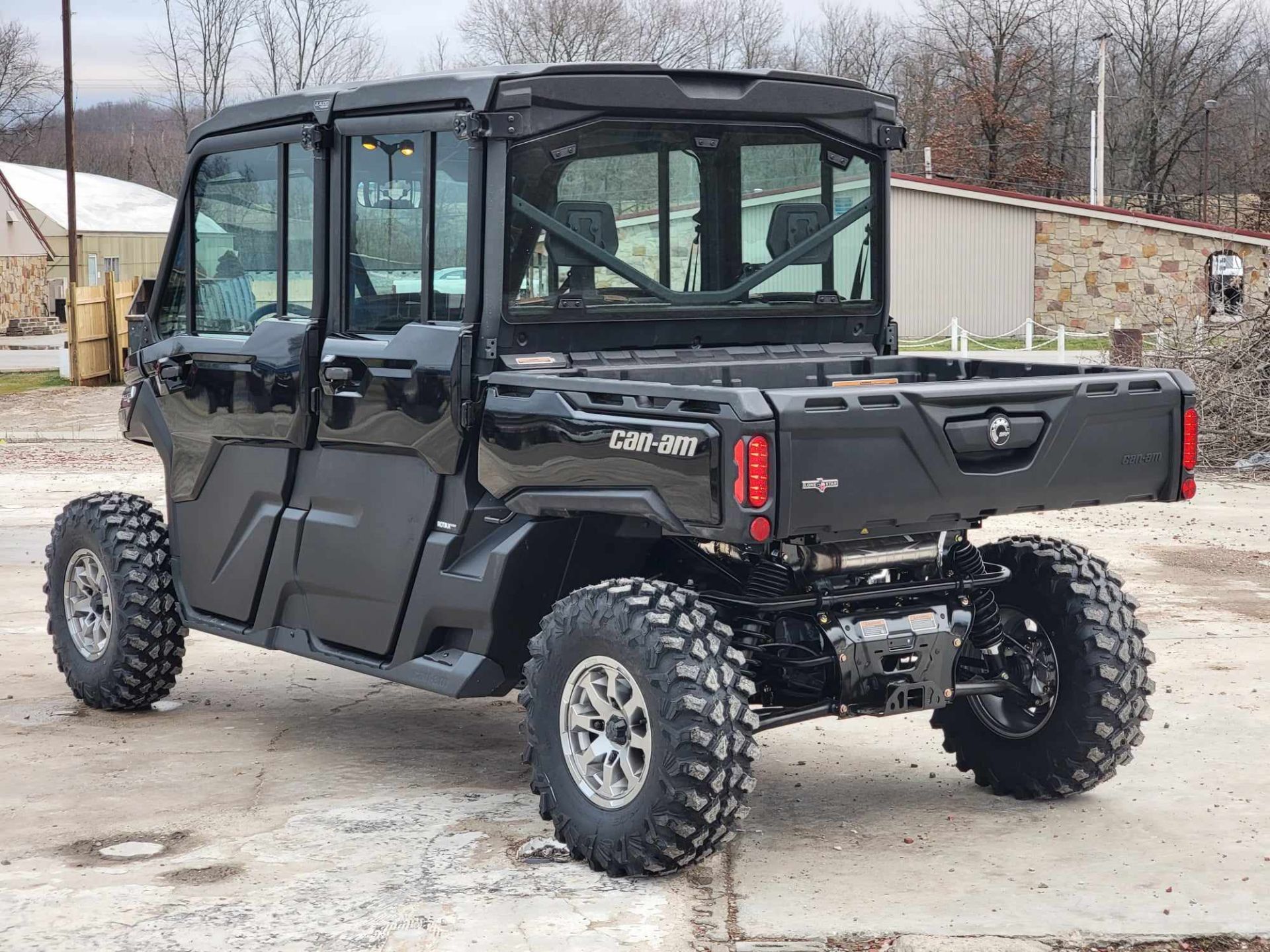 2024 Can-Am Defender MAX Lone Star CAB in Brilliant, Ohio - Photo 4